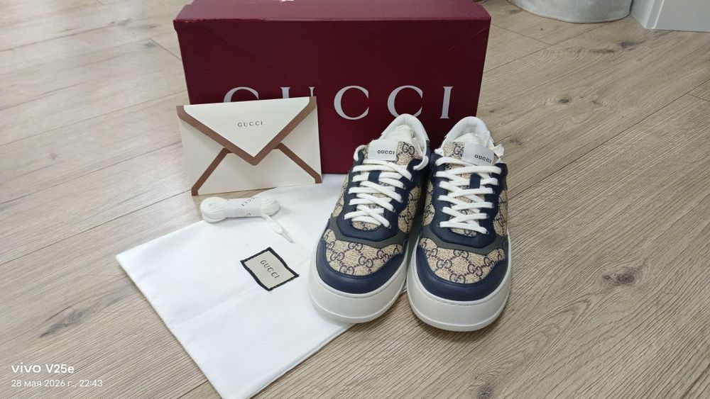 Обувь от фирмы Gucci