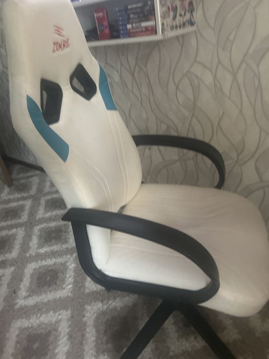 Продам кресло в хорошем виде