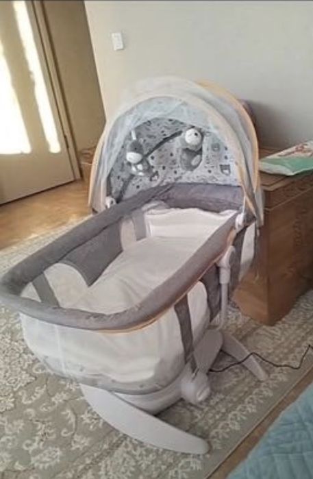 Продам шезлонг-электрокачелю