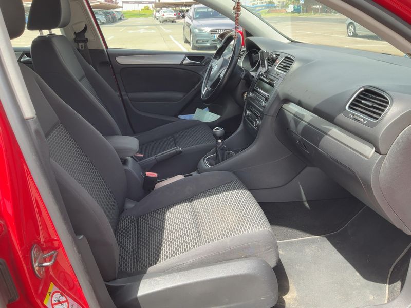 Volkswagen Golf VI 1.6 TDI Advance 2009