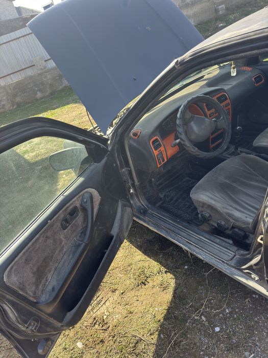 Ниссан Примера П10 разбор