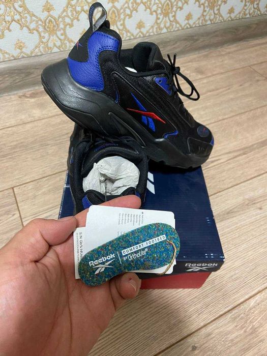 Оригинальные Reebok Vector Runner -НЕ РЕПЛИКА!!!