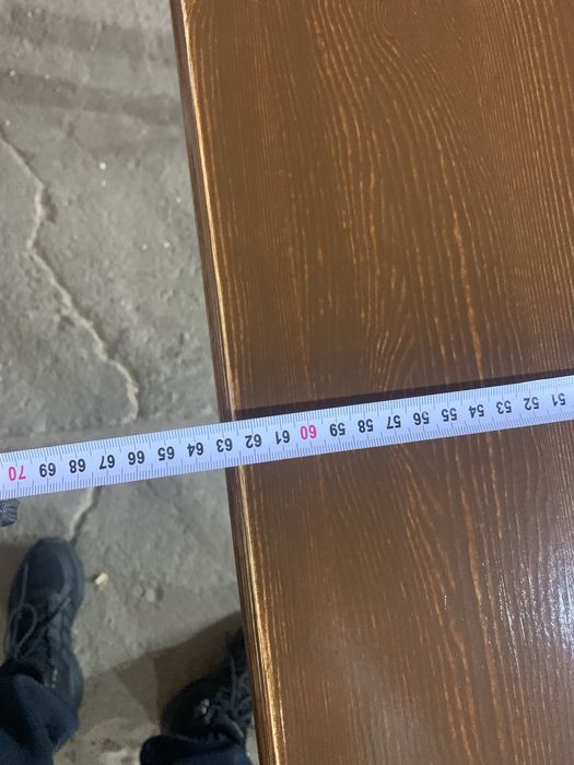 Продам стол дерево лиственица