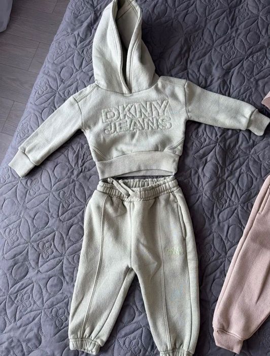 DKNY ватирани комплекти