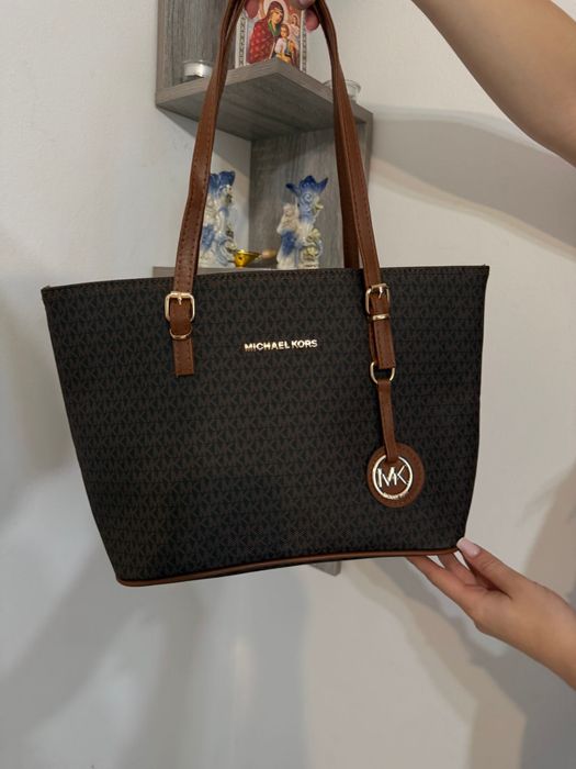 Geantă damă stil luxury