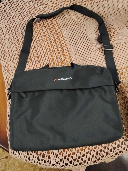 Geanta laptop Aumovio