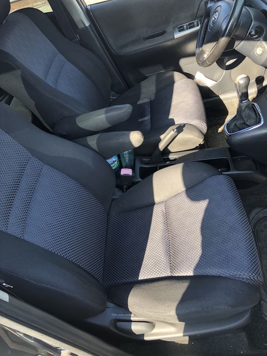 Toyota corolla verso 2.0 d4d на части !