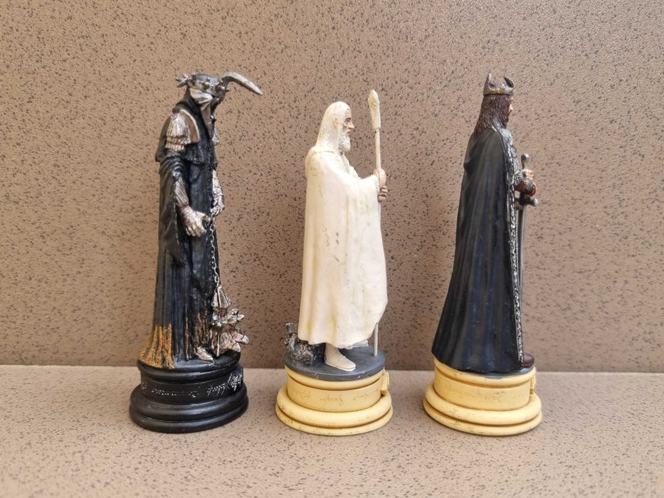 Lot 3 piese de sah colectia Eaglemoss Lord of the Rings