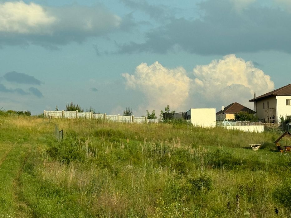 Teren intravilan 548 mp