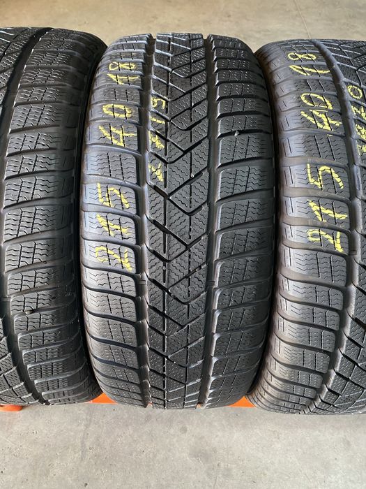 Anvelope iarna 215/40/18 Pirelli Sottozero 3 215 40 18 R18