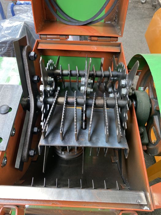 Дробилка сенодробилка сено драбилка