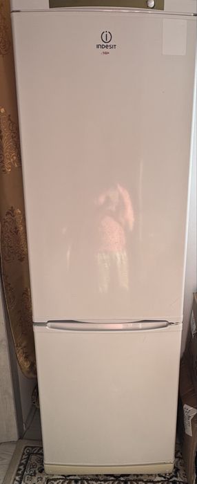 Продается холодильник