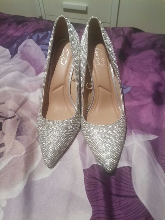 Официални обувки