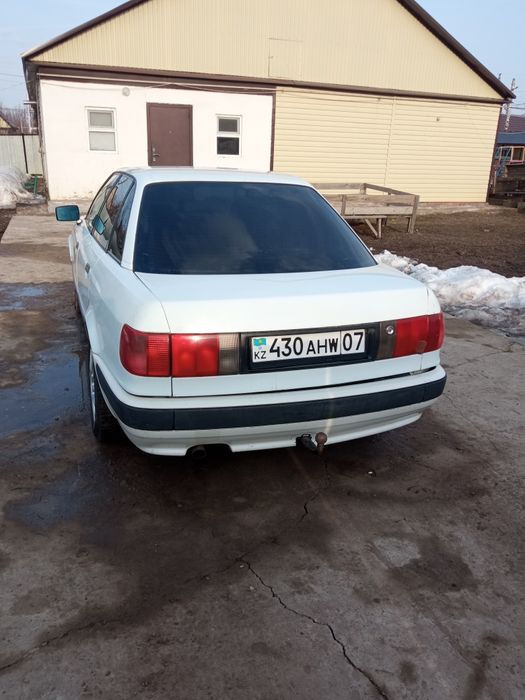 Продам Ауди 80 б4