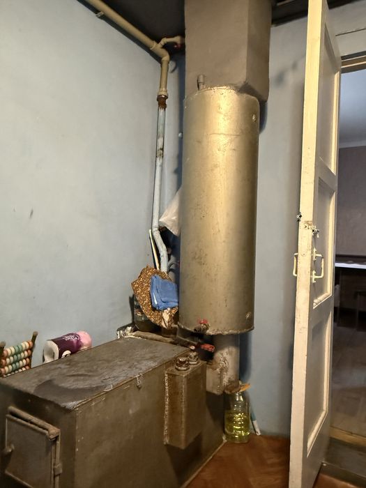 Продам печку вместе с трубой