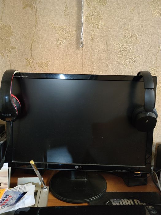 Монитор LG Flatron