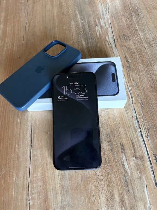 Vand iPhone 15 Pro Max 256gb