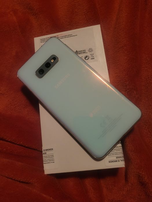 Samsung s10e în stare foarte bună