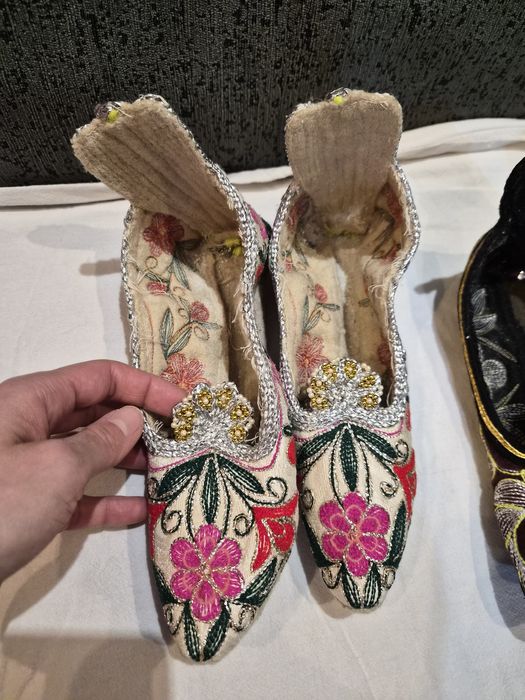 Родопски шити терлици