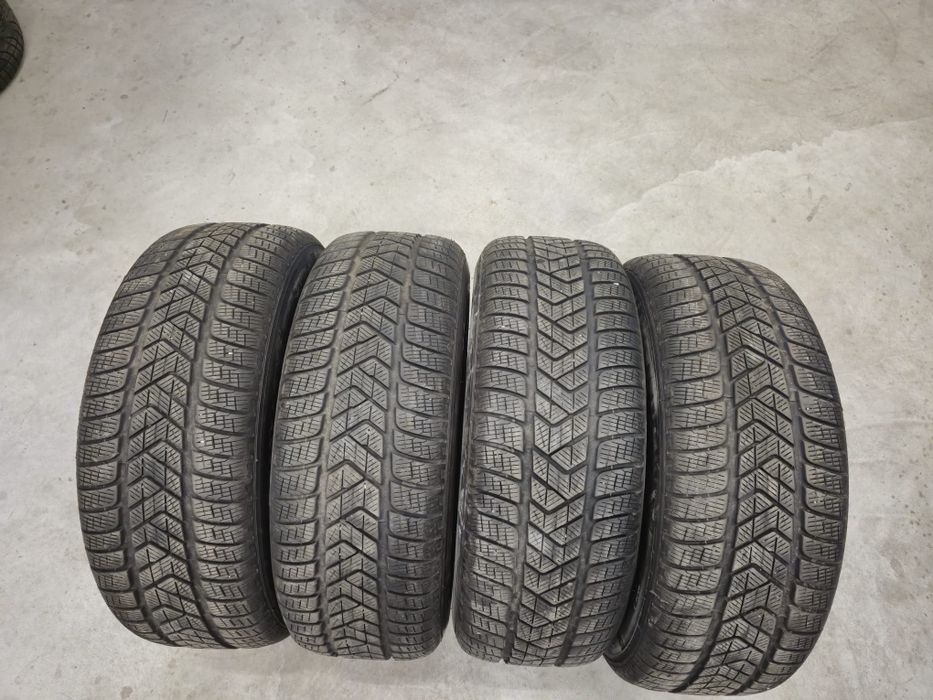 4 anvelope iarna Pirelli 235 65 17 aproape noi// DOT 2024