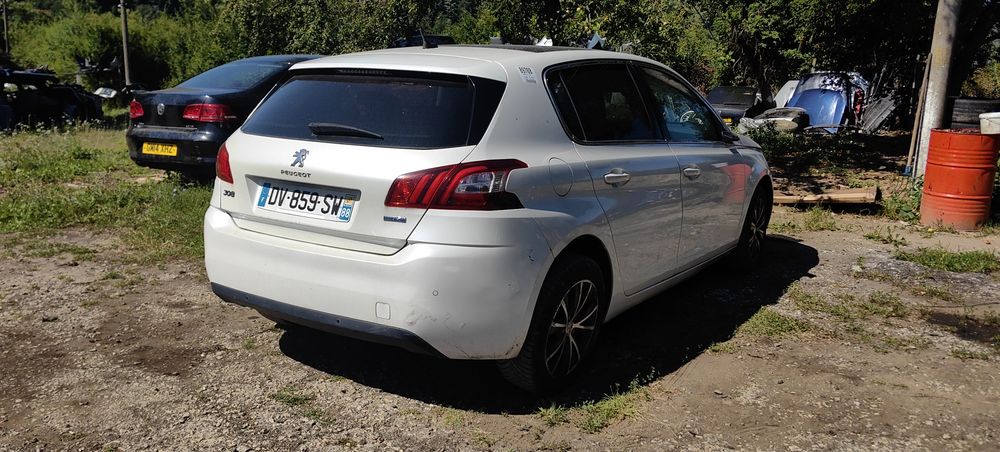 Peugeot 308 t9 1.6 BlueHDI 120hp НА ЧАСТИ