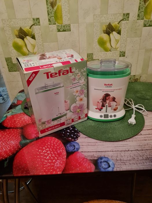 Продам йогуртицу