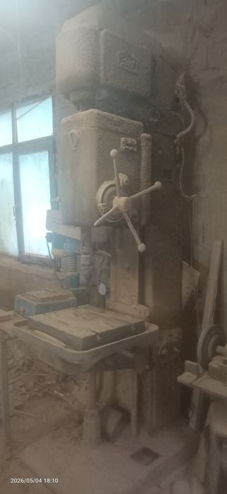 Сверлильный станок