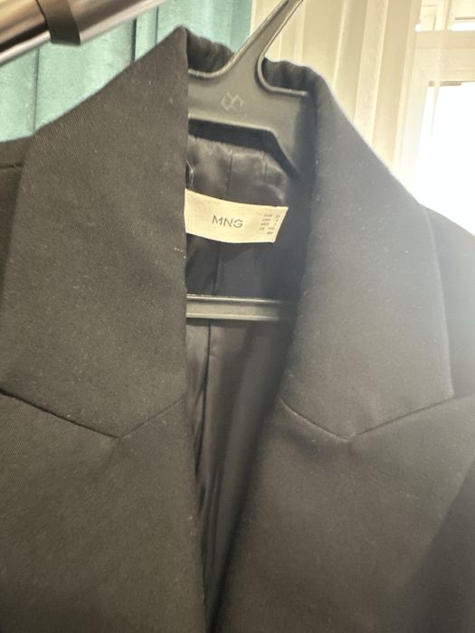 Продаю пиджак Mango размер S