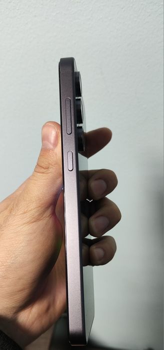 Samsung S24 FE 8/128