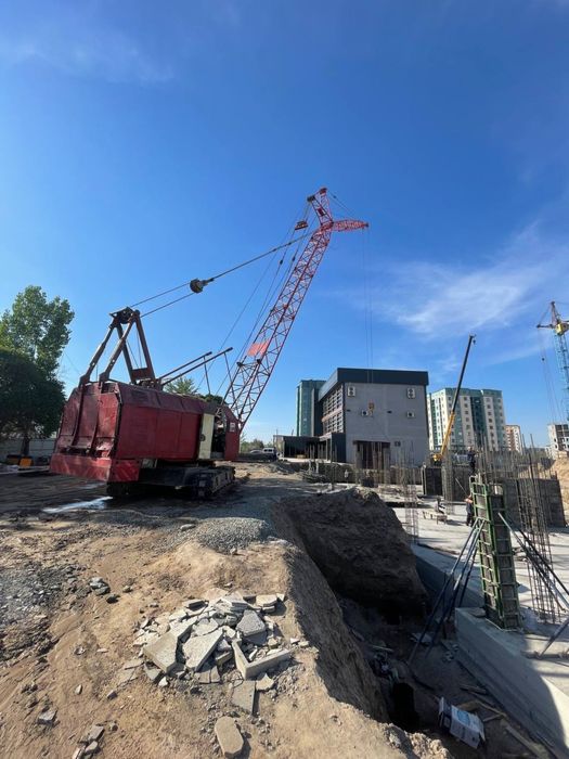 Аренда кран гусеничный 1 ойга бошиди Урганч 18 млн ойи  да