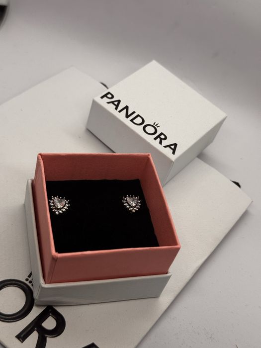 Пандора обеци Pandora