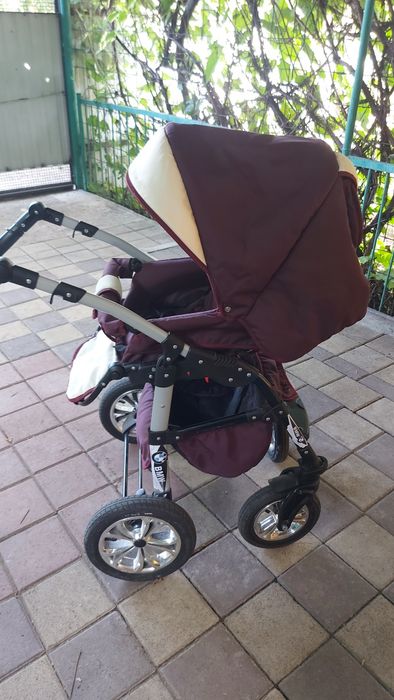 Продам детскую коляску