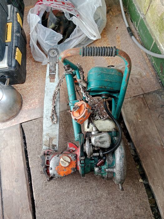 Продам бензопилу дружба 2