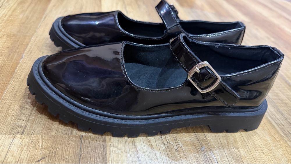 Туфельки Zara р 35