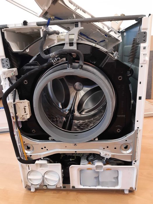 Reparatii Masini De Spalat Rufe,Vase,Uscatoare.