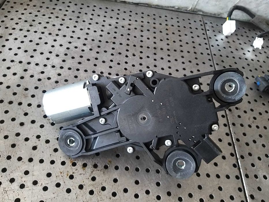 Motoras stergator haion ford focus 3 hatchback 0390201259 f1fb17k441aa