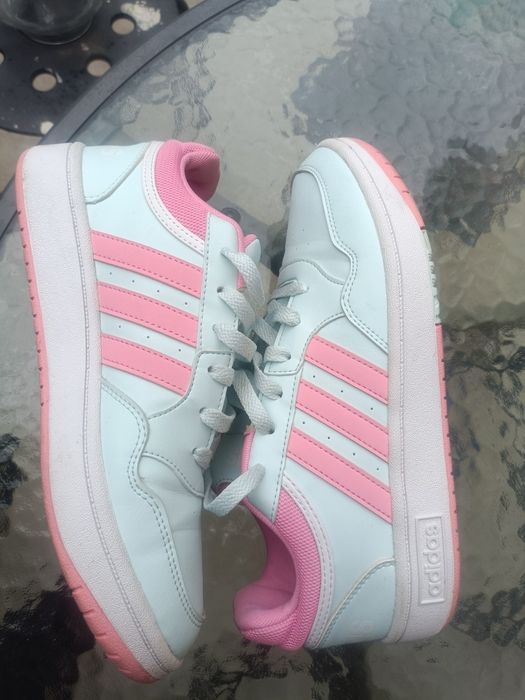 Adidași două perechi 38