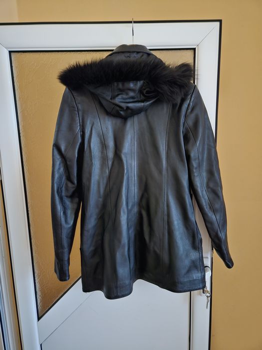 Яке от телешка кожа