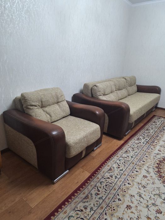 Диван расладной и кресло