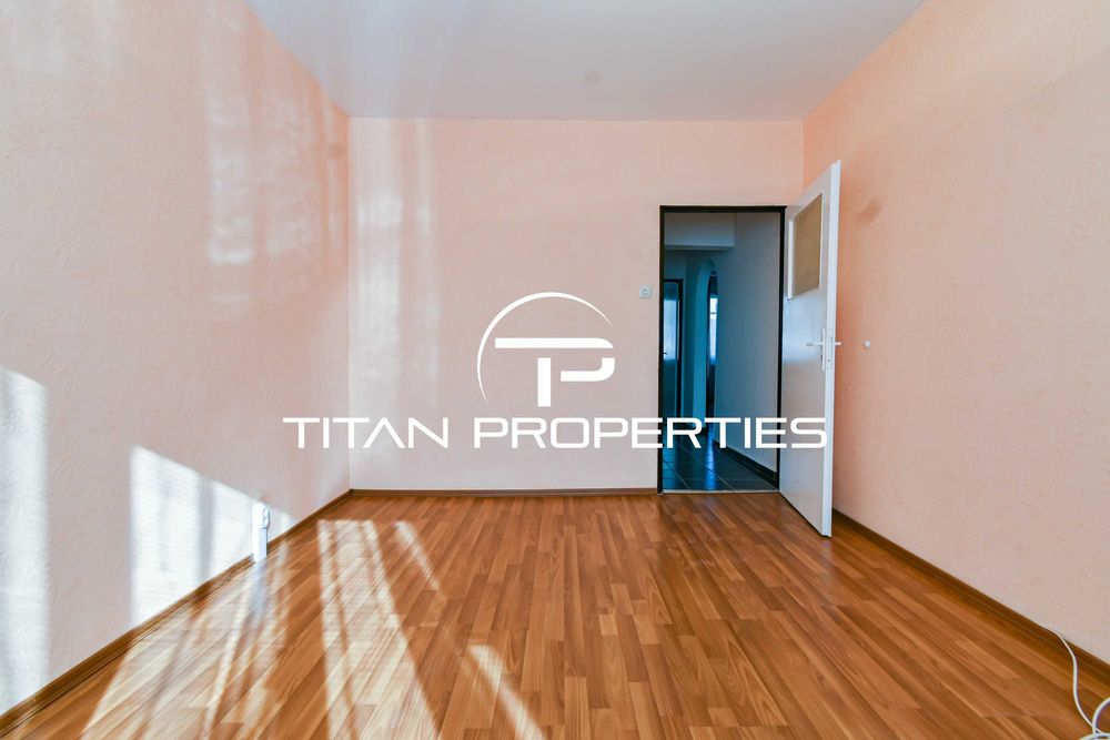 Дава се под наем Тристаен апартамент в София, Младост 4 - 96 кв.м за 765 € - Снимка #9