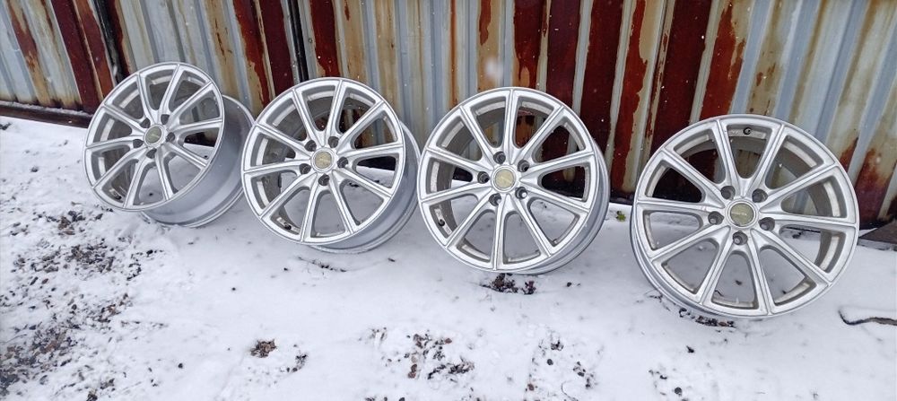 Продам комплект дисков привозные  на 17