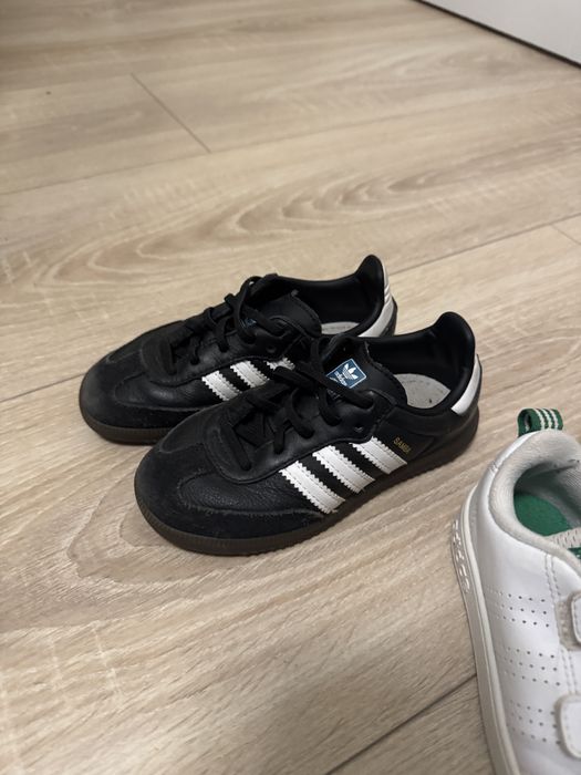 2 чифта Adidas размер 26 унисекс