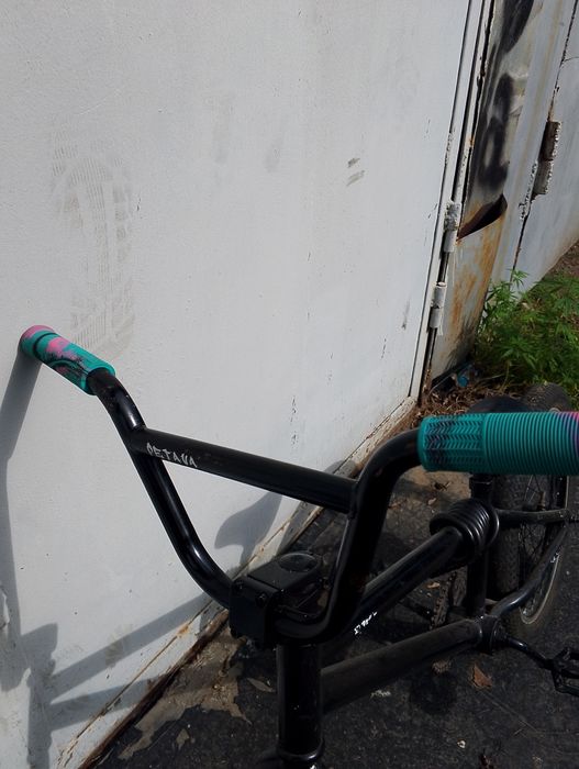 Велосипед BMX петава