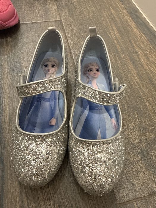 Токчета hm скечърс колев и колев