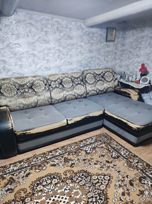 Продам диван и кресло