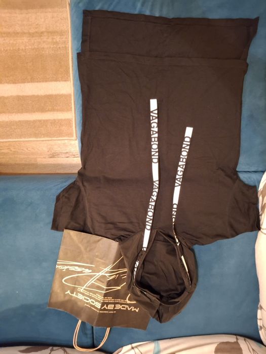 Tricou cu glugă VAGABOND