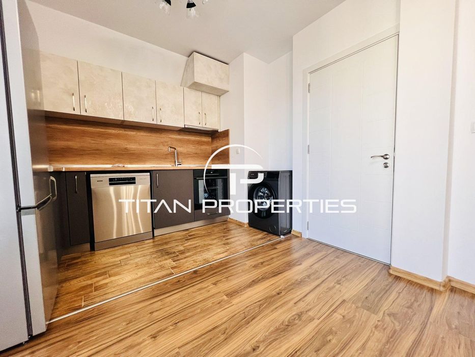 Дава се под наем Двустаен апартамент в Бургас, Лазур - 78 кв.м за 612 € - Снимка #1