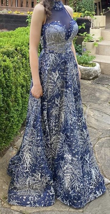 Бална рокля