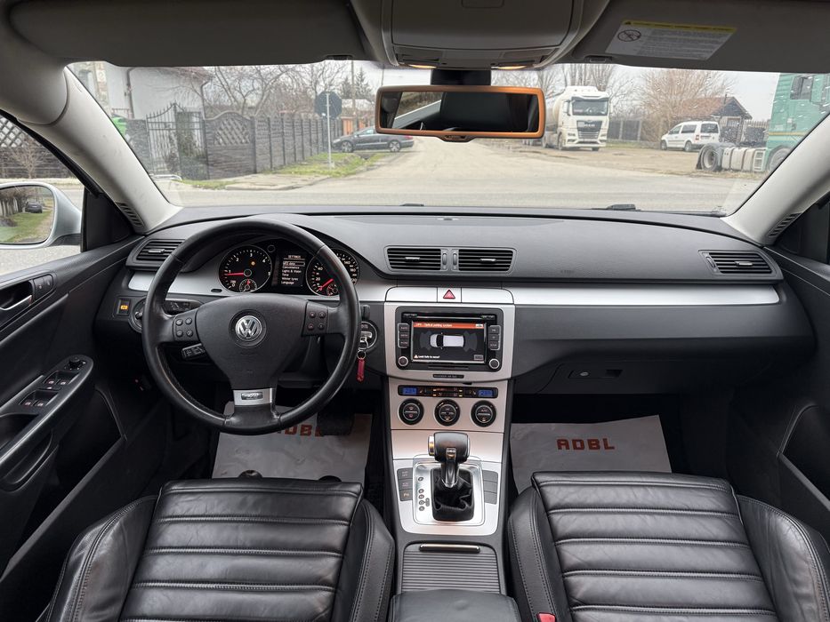 Vw Passat B6 R line automat Bixenon/Piele/Senzori-Import,nr valabile