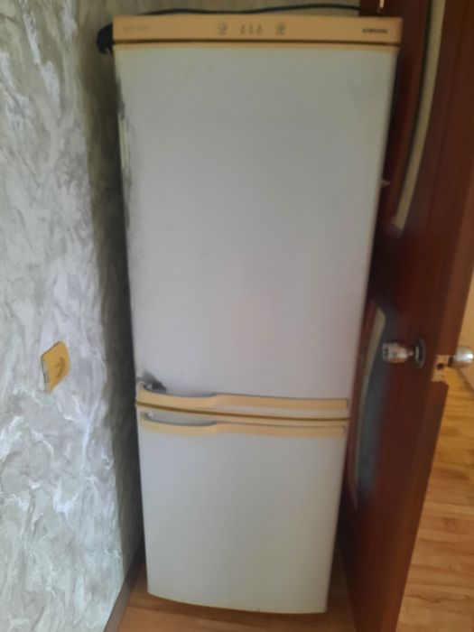 Холодильник холодильник